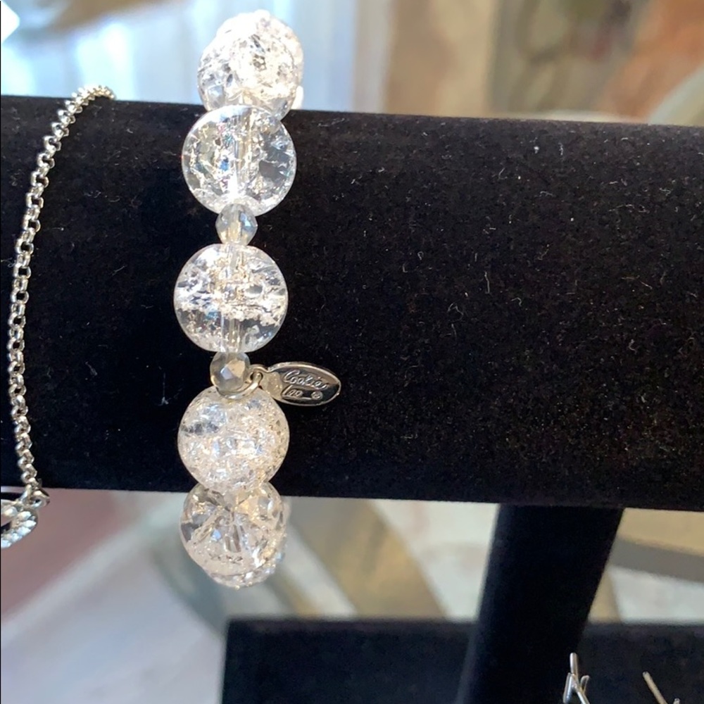 Jewelry - Picture 4 of 6